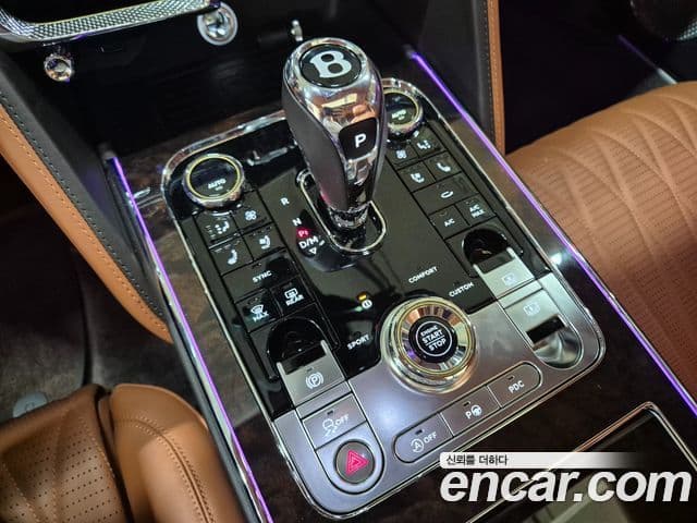 Bentley Flying Spur 2022 — Photo 19/20