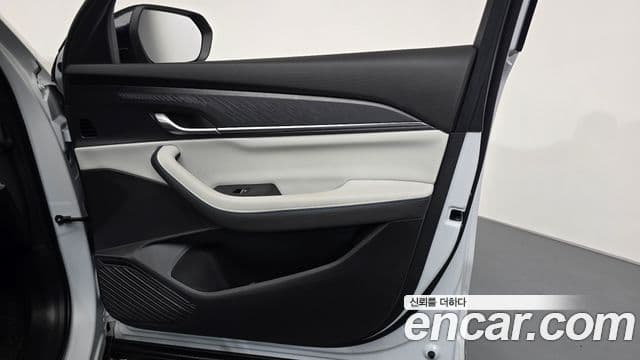 Renault Samsung Grand Koleos 2026 — ფოტო 32/35