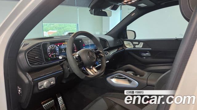 Mercedes-Benz GLE-Class 2025 — Photo 10/20