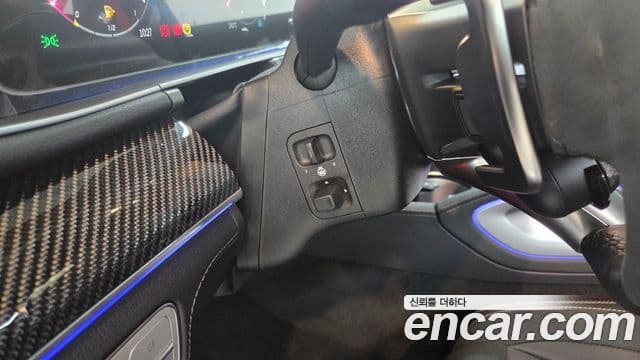 Mercedes-Benz GLE-Class 2025 — Photo 4/20