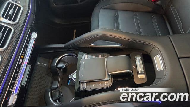 Mercedes-Benz GLE-Class 2025 — Photo 20/20