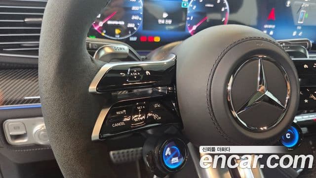 Mercedes-Benz GLE-Class 2025 — Photo 16/20