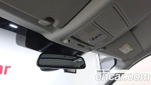 Land Rover Discovery Sport 2019 — Şəkil 7/31