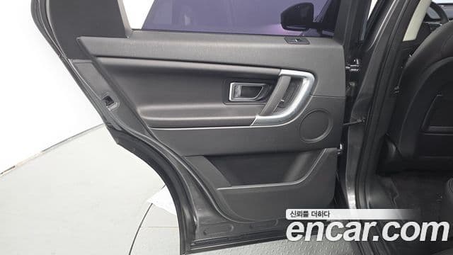 Land Rover Discovery Sport 2019 — ფოტო 14/31