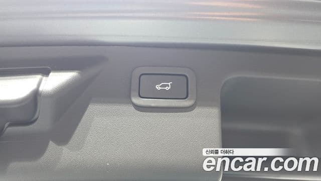 Land Rover Discovery Sport 2019 — ფოტო 5/31