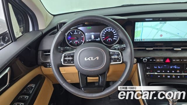 Kia Carnival 2023 — Фото 13/20
