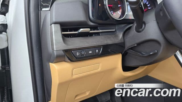 Kia Carnival 2023 — Фото 16/20