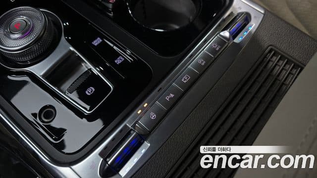 Kia Carnival 2024 — Photo 35/36