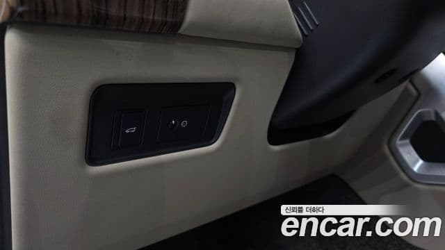 Land Rover Range Rover 2018 — Фото 20/20