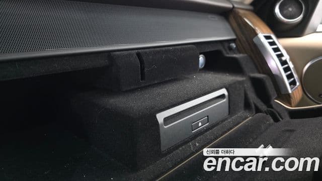 Land Rover Range Rover 2018 — ფოტო 35/35