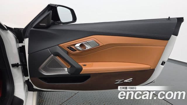 BMW Z4 2021 — Photo 8/33