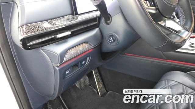 Genesis GV80 Coupe 2024 — Photo 30/35