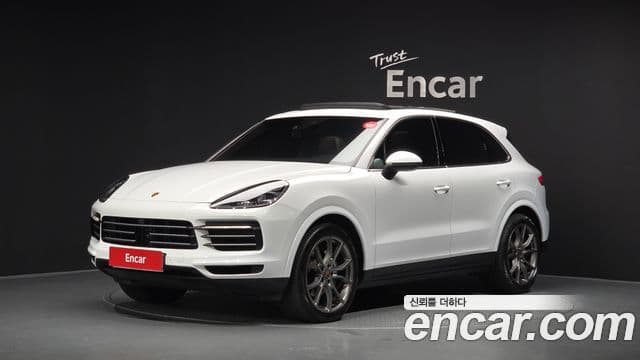 Porsche Cayenne 2019 — Photo 25/35