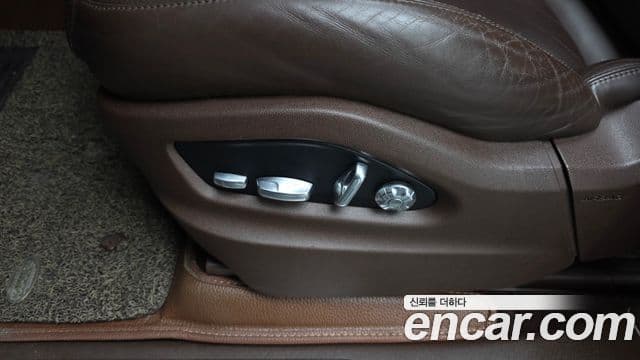 Porsche Cayenne 2019 — Photo 23/35