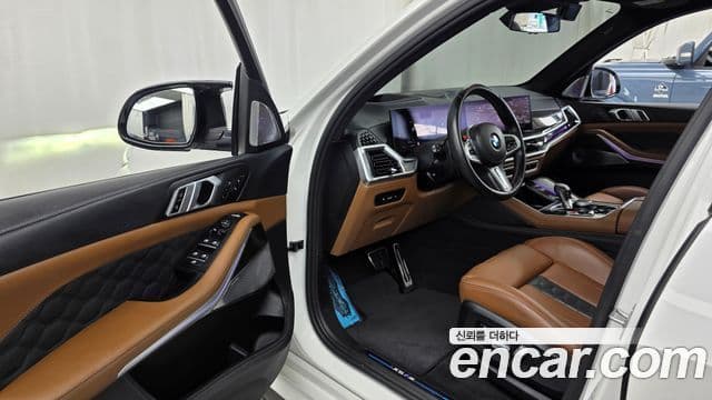 BMW X5M 2024 — Photo 21/33