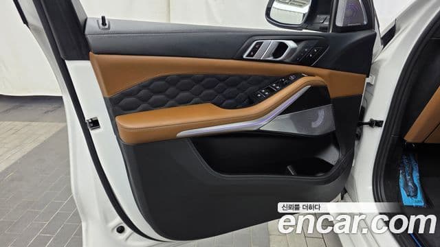 BMW X5M 2024 — Photo 4/33