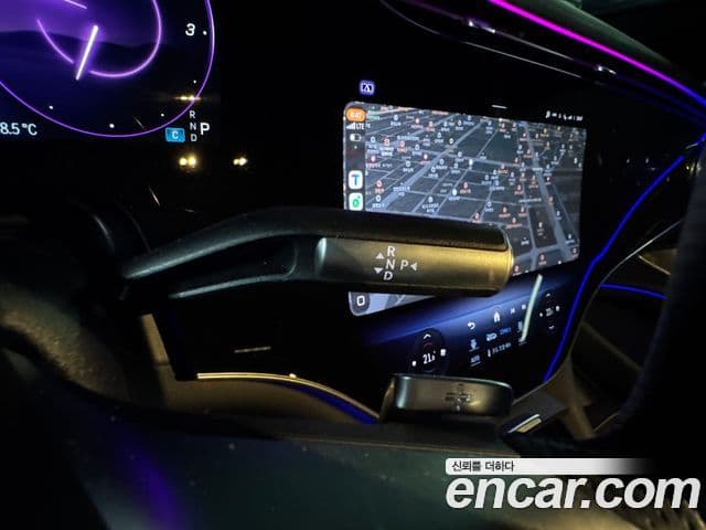 Mercedes-Benz EQS 2023 — ფოტო 15/17