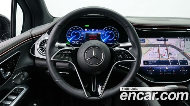 Mercedes-Benz EQS SUV 2025 — Photo 9/12