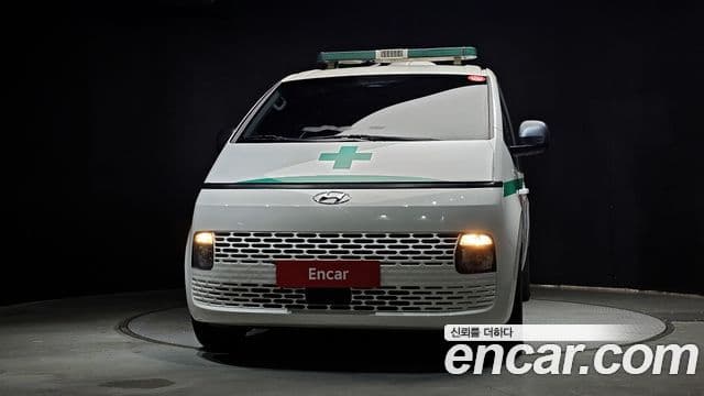 Hyundai Staria 2022 — ფოტო 9/30
