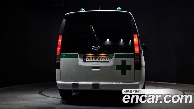 Hyundai Staria 2022 — ფოტო 13/30