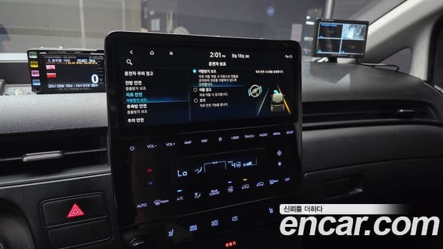 Hyundai Staria 2022 — ფოტო 3/30