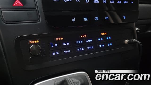 Hyundai Staria 2022 — ფოტო 11/30