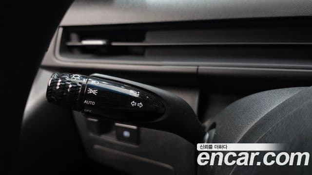 Hyundai Staria 2022 — ფოტო 10/30