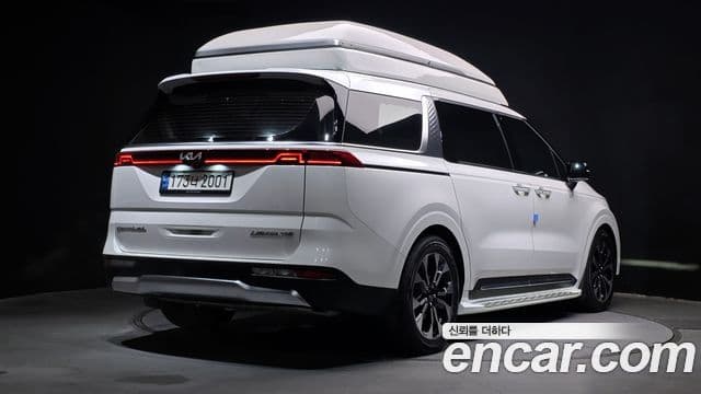 Kia Carnival 2021 — Фото 2/20