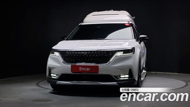 Kia Carnival 2021 — Фото 3/20