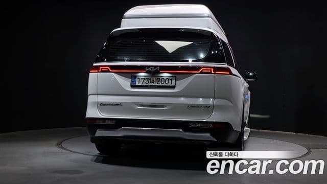 Kia Carnival 2021 — Фото 4/20