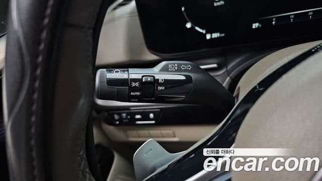 Kia Carnival 2021 — Фото 20/20