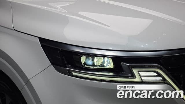 Kia Carnival 2021 — Photo 12/34