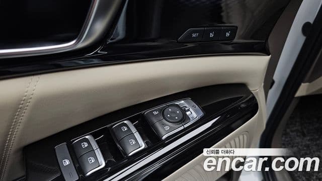 Kia Carnival 2021 — Photo 29/34