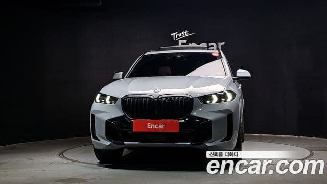 BMW X5 2025 — Photo 9/30