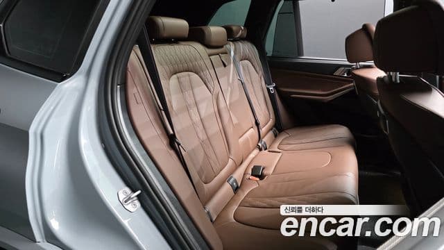 BMW X5 2025 — Photo 18/30