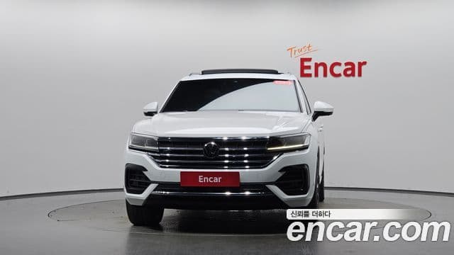 Volkswagen Touareg 2020 — Фото 3/20