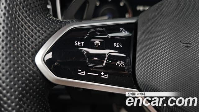 Volkswagen Touareg 2020 — Şəkil 14/36