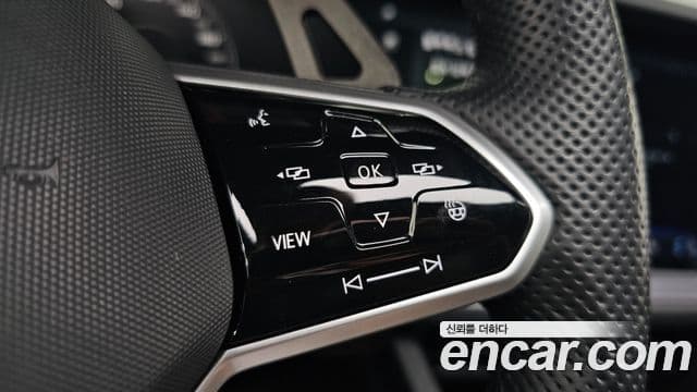 Volkswagen Touareg 2020 — Şəkil 11/36