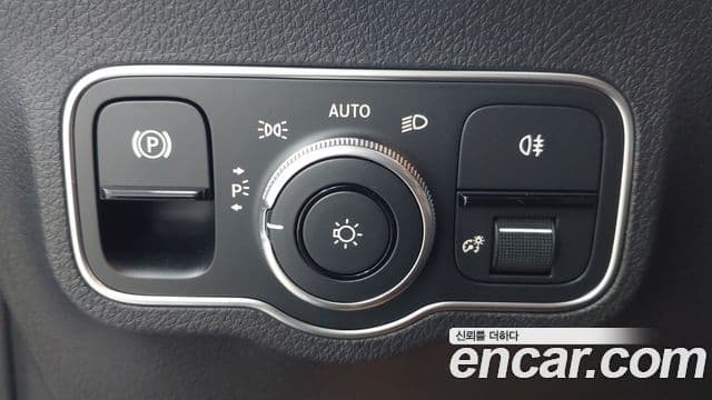 Mercedes-Benz EQB 2025 — ფოტო 1/18