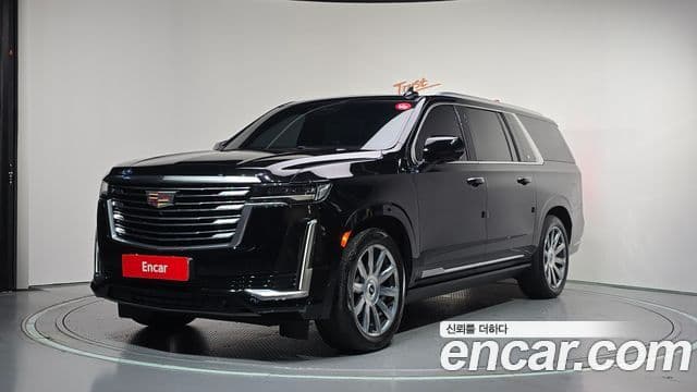 Cadillac Escalade 2022 — ფოტო 11/20