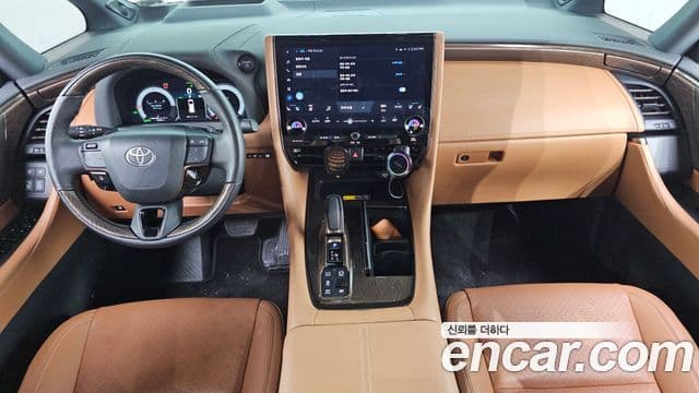 Toyota Alphard 2025 — Photo 19/20
