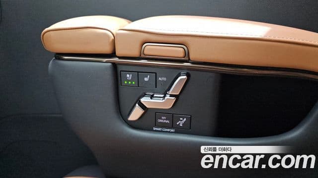 Toyota Alphard 2025 — Photo 1/20