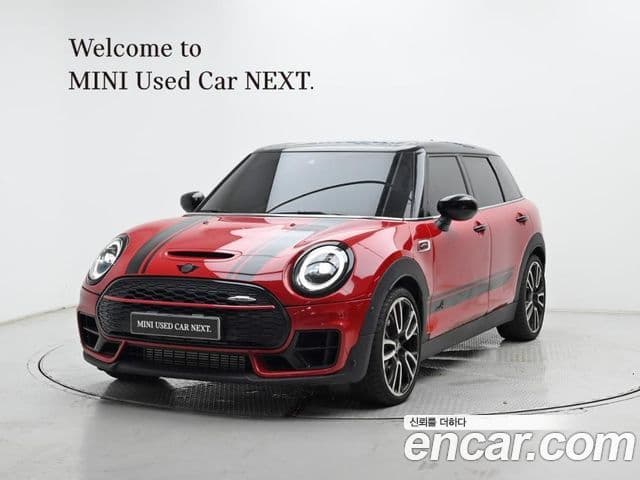 Mini Cooper S Clubman 2023 — Фото 9/20