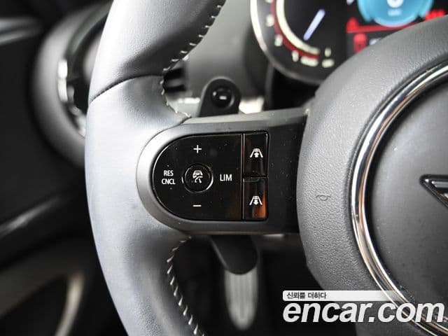 Mini Cooper S Clubman 2023 — Фото 16/20