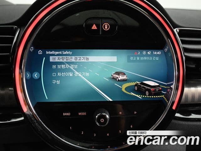 Mini Cooper S Clubman 2023 — Фото 17/20