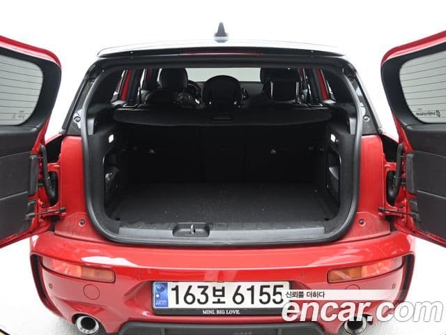 Mini Cooper S Clubman 2023 — Фото 20/20