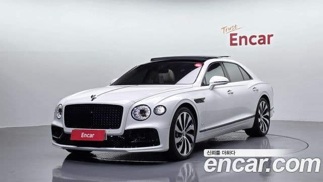 Bentley Flying Spur 2023 — Фото 1/20