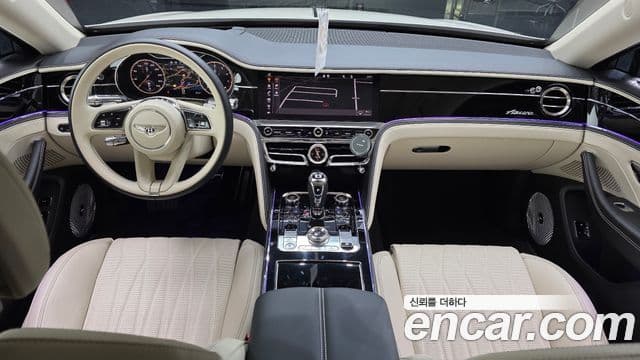 Bentley Flying Spur 2023 — Фото 7/20