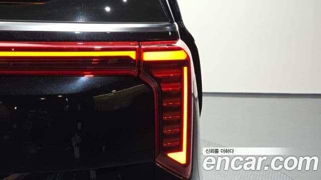 Kia Carnival 2024 — Photo 28/33