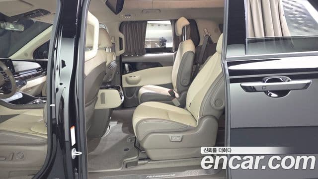 Kia Carnival 2024 — Photo 7/33